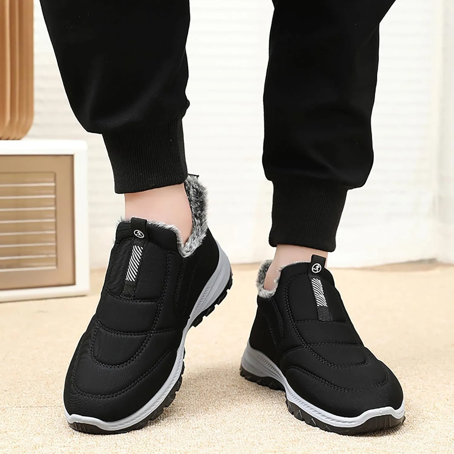 HYL Winter Snow Boots Womens Mens Warm Fur Lined Anti-Slip Ankle Booties Walking Shoes Non-Slip Sneakers Outdoor Trekking Shoes